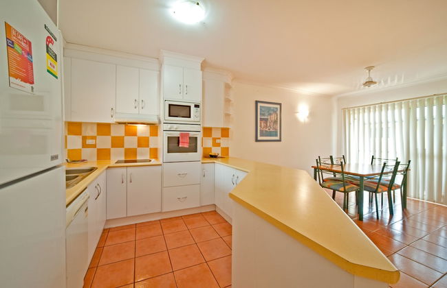 at Beach Court Holiday Villas - Foto 6