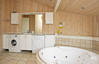 Photo 3 - 8 Person Holiday Home in Bindslev