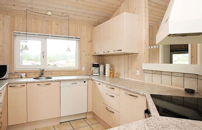 8 Person Holiday Home in Bindslev - Foto 12