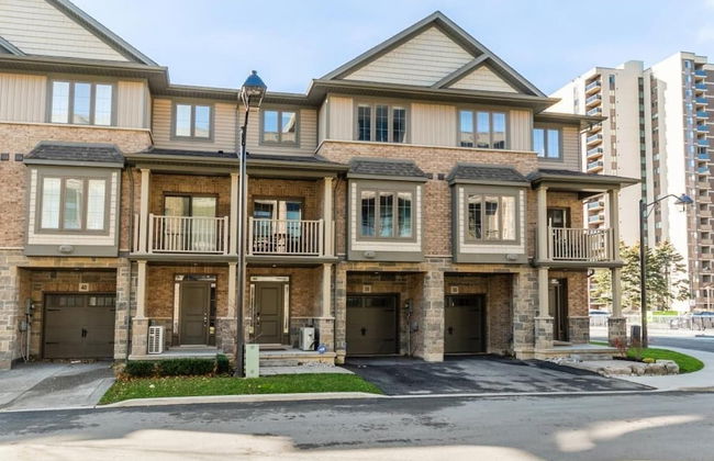 3BR 2 5BA Townhome 1 min to the Beach BBQ Parking - Foto 1