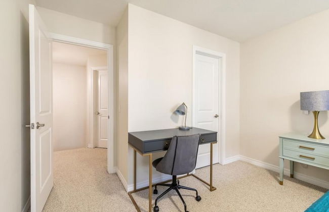 3BR 2 5BA Townhome 1 min to the Beach BBQ Parking - Foto 32