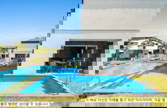 Photo 1 - Pool & Villa Sorang