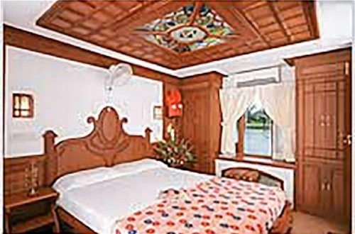 Photo 3 - GuestHouser 3 BHK Houseboat e567