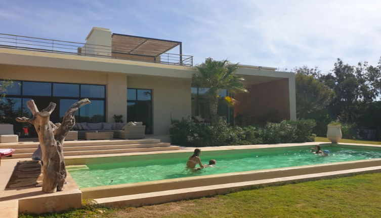 Foto 1 - 13 Bedroom Villa With Heated Pool, Golf Course, Seaside