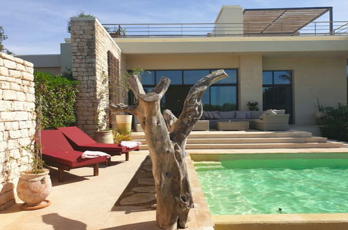 Photo 35 - 13 Bedroom Villa With Heated Pool, Golf Course, Seaside