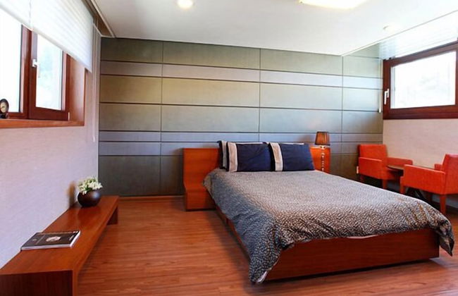 Hugel Heim Pension - Photo 4