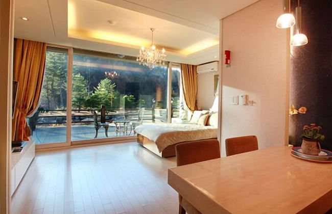 Hugel Heim Pension - Photo 55