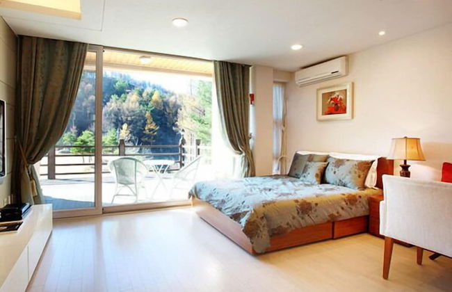 Hugel Heim Pension - Photo 17