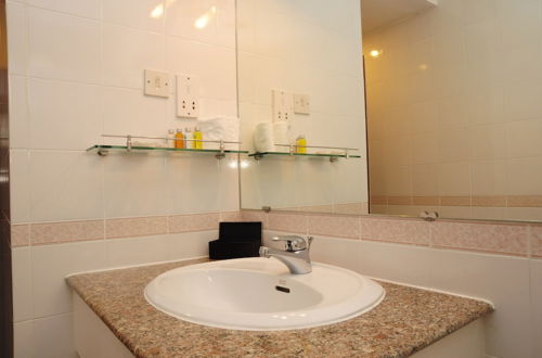 Photo 13 - Riverside Serviced Apartments