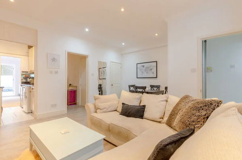 Foto 14 - Stylish 1 Bedroom Apartment in Pimlico With Lovely Garden