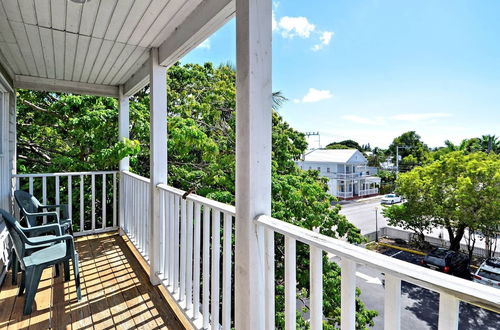 Photo 18 - Duval Breeze by Avantstay Great Location Close to Beach & Nightlife Shared Pool! Week Long Stays