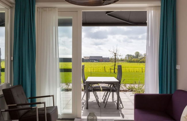 Serene Holiday Home in Oostkapelle near Center & Forest - Foto 3