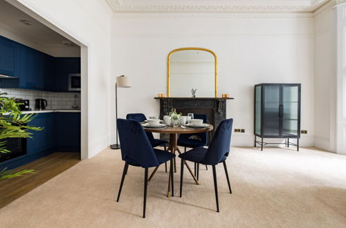 Foto 15 - Luxury 2-bed Apartment in Knightsbridge
