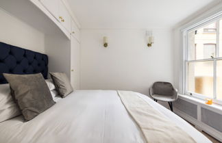 Photo 2 - Luxury 2-bed Apartment in Knightsbridge