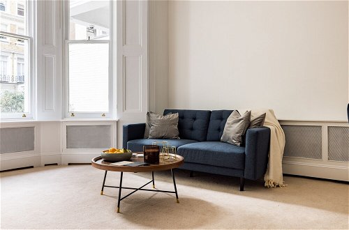Foto 18 - Luxury 2-bed Apartment in Knightsbridge