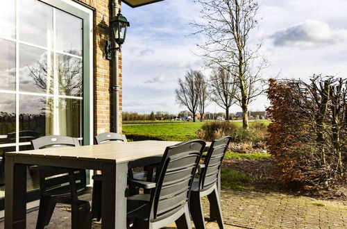 Photo 11 - Countryside Farmhouse in Genderen With Terrace, Garden