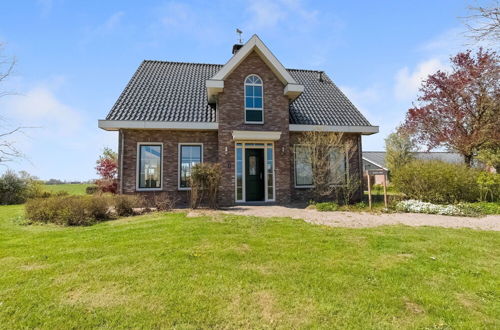 Foto 41 - Countryside Farmhouse in Genderen With Terrace, Garden