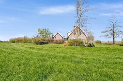 Foto 42 - Countryside Farmhouse in Genderen With Terrace, Garden