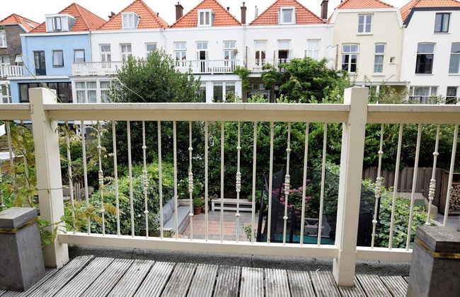 Quietly Located Mansion Near the Centre of The Hague - Foto 4