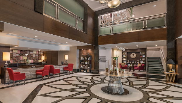 Lobby lounge