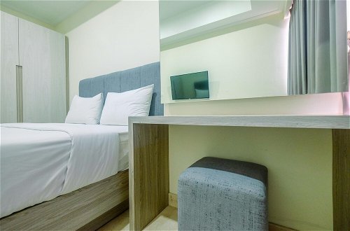 Foto 5 - Cozy Stay @ Strategic Place 2BR Menteng Park Apartment