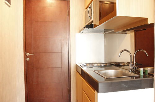 Photo 23 - Classic 2BR Apartment At Gateway Pasteur near Exit Toll