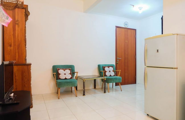 Homey & Vintage 2BR @ Sudirman Park Apartment - Foto 2