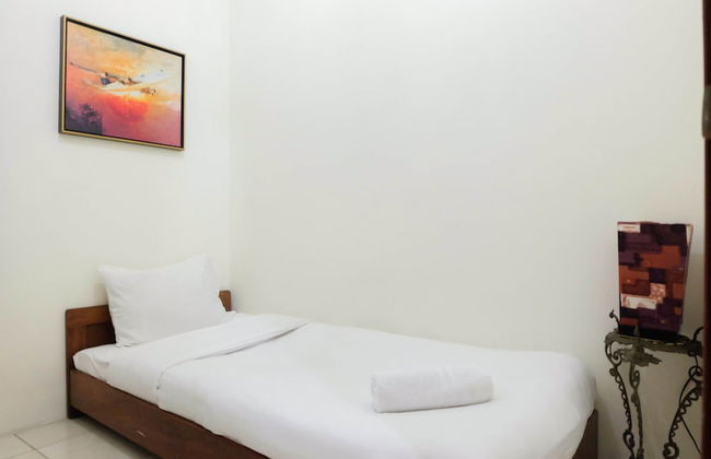 Homey & Vintage 2BR @ Sudirman Park Apartment - Foto 8