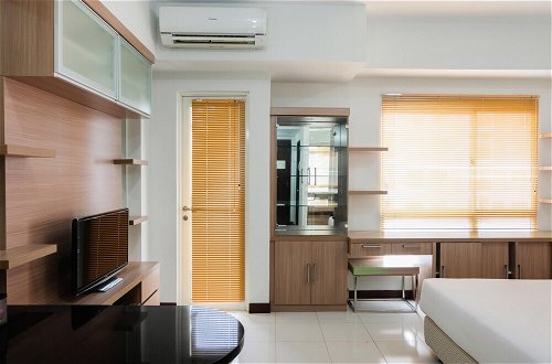 Photo 15 - Simply Furnished Studio Apartment at Scientia Residence