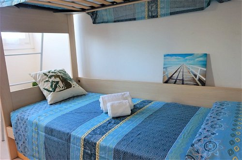 Photo 3 - Charming Three-room Apartment With Terrace With Deckchairs and Side sea View