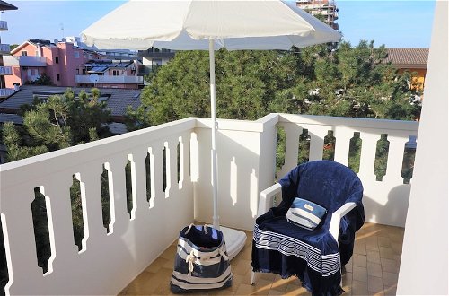 Photo 12 - Charming Three-room Apartment With Terrace With Deckchairs and Side sea View