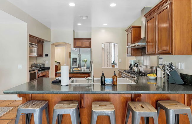 Grapevine by Avantstay Secluded 5BR Villa 4 Acres of Vineyards & Avo Groves! - Photo 24
