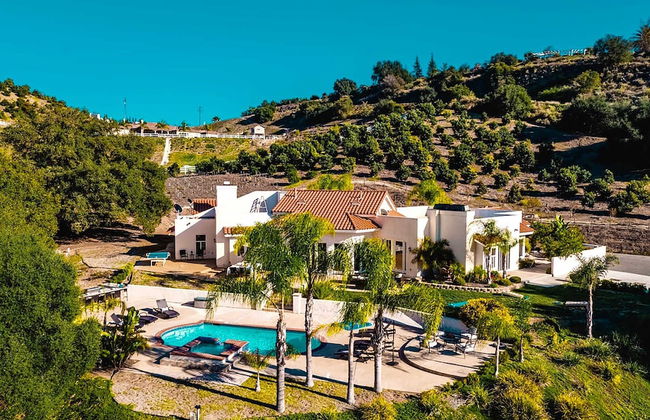 Grapevine by Avantstay Secluded 5BR Villa 4 Acres of Vineyards & Avo Groves! - Photo 2