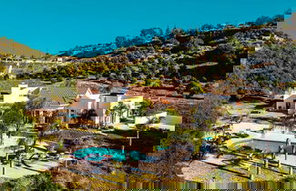 Foto 1 - Grapevine by Avantstay Secluded 5BR Villa 4 Acres of Vineyards & Avo Groves