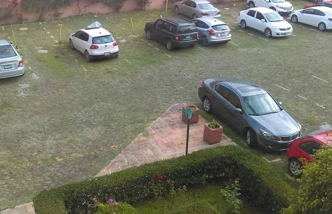 Departamento Comodo, Centrico, Estacionamiento - Photo 37