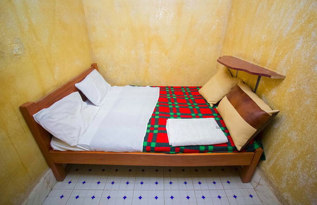 Signal Gardens Hotel - Photo 8