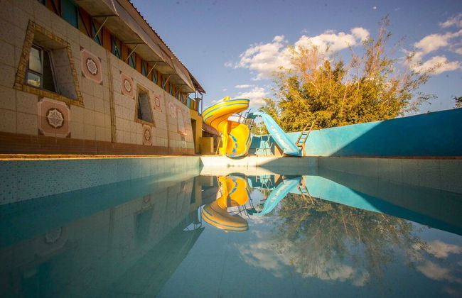 Signal Gardens Hotel - Photo 36