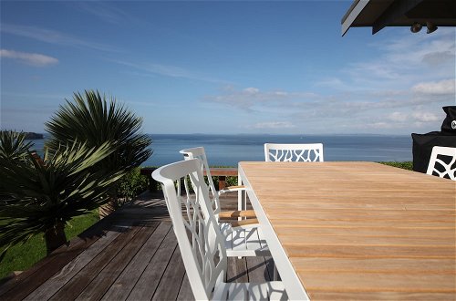 Foto 21 - Coastal Home with Admire Lovely Sea View