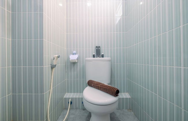 Cozy and Simple Living Studio Apartment at Cinere Resort - Foto 10