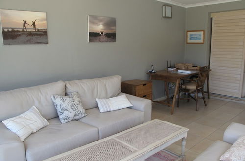 Photo 9 - Stunning Cape Peninsula Holiday Villa With Pool