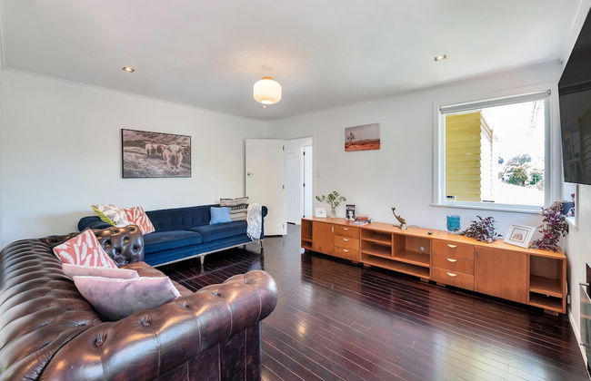 Bright Airy & Spacious 3 BR Home - Foto 29