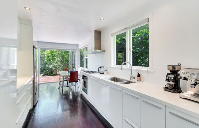 Bright Airy & Spacious 3 BR Home - Foto 12