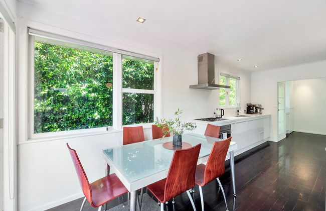 Bright Airy & Spacious 3 BR Home - Foto 21