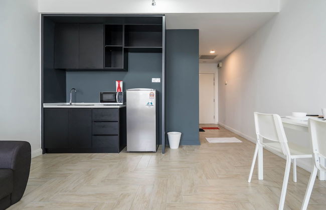 OYO Home 43951 Fair Studio Empire City Marriot - Foto 12