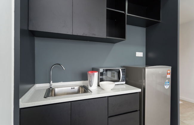 OYO Home 43951 Fair Studio Empire City Marriot - Foto 14