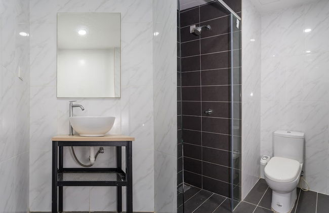OYO Home 43951 Fair Studio Empire City Marriot - Foto 10