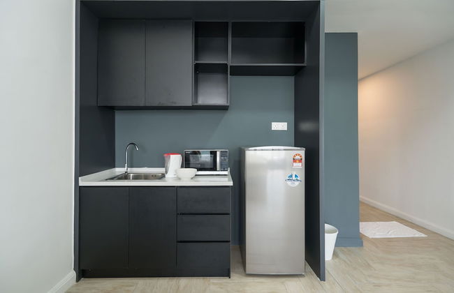 OYO Home 43951 Fair Studio Empire City Marriot - Foto 13