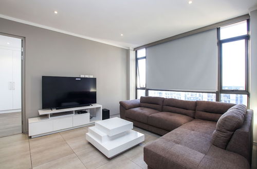 Photo 15 - Sandton Smart Apartment Twelve