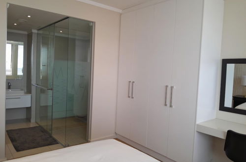 Photo 5 - Sandton Smart Apartment Eighteen