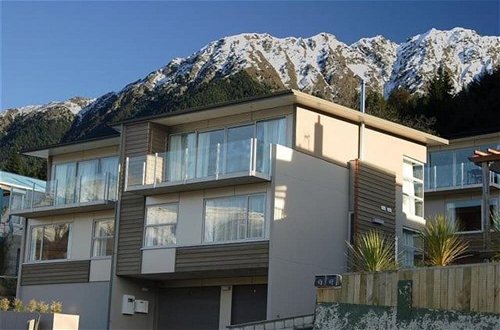 Photo 28 - LakeRidge Queenstown by Staysouth